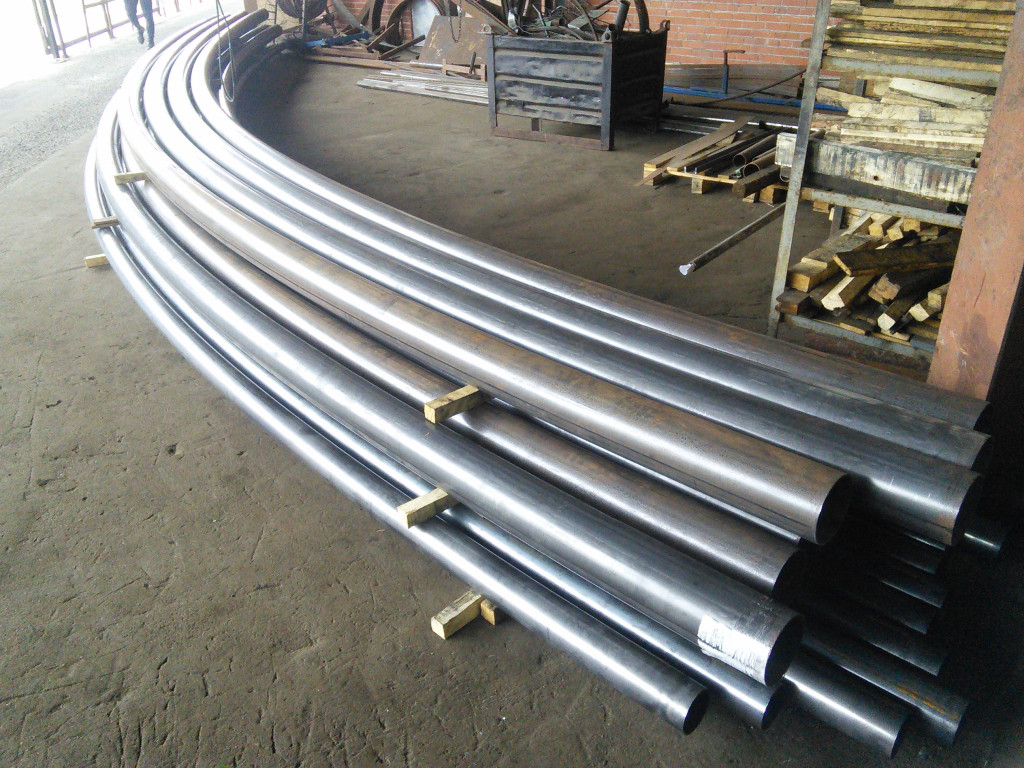 Согнуть трубу без трубогиба. Согнуть алюминиевую трубу 20 мм. Гну трубы. Гну трубы. Гну трубы.